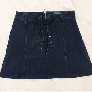 {Signature Eight} Denim skirt